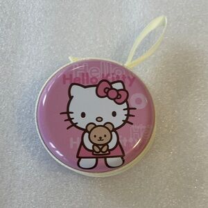 SANRIO HELLO KITTY TIN COIN PURSE NIP